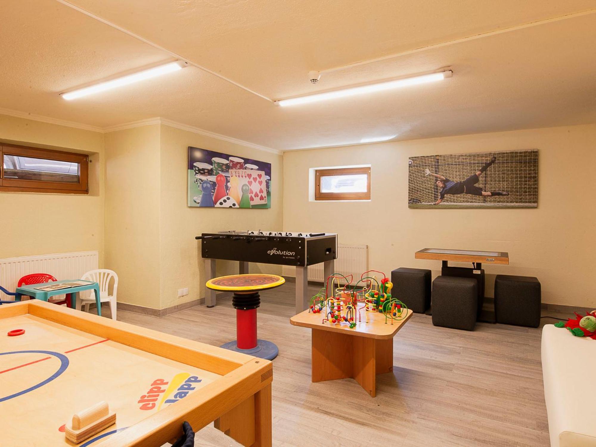 Apartment Falkner-7 By Interhome Oberlängenfeld Екстериор снимка